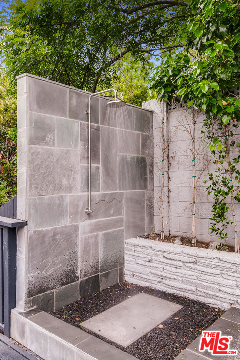 11608 Canton Place Studio City, CA 91604 - Photo 50 of 54