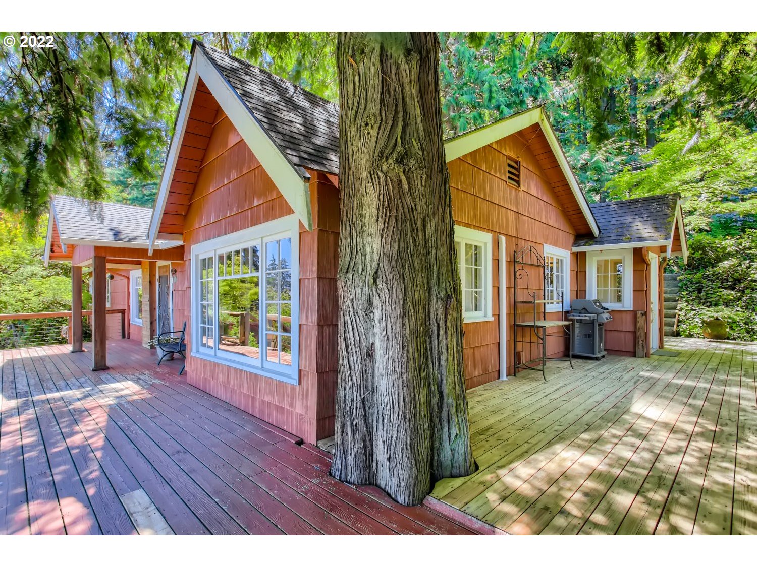 12419 Northwest Creston Road Portland, OR 97231 - Photo 4 of 32 Deck
