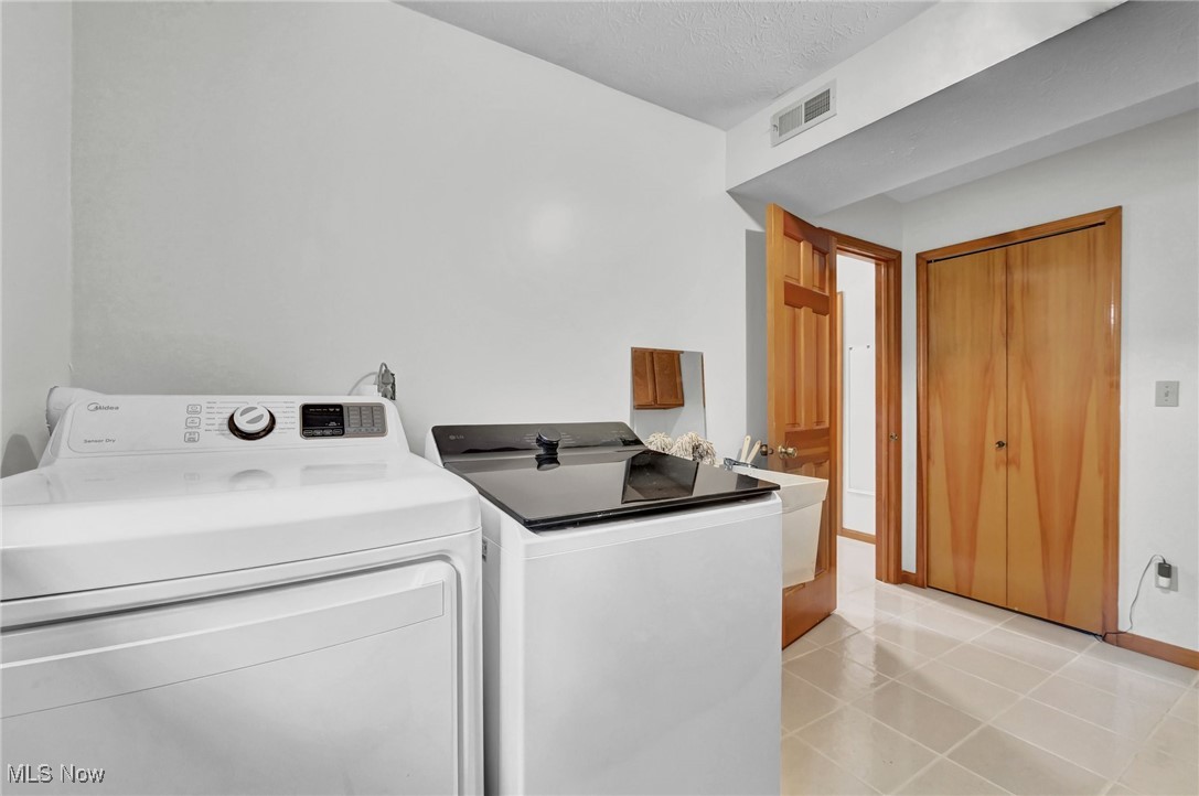 14369 East Bagley Road Cleveland, OH 44130 - Photo 32 of 50 Gallery Image 32