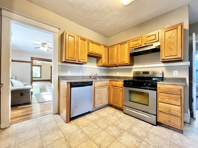 75 Alexander Street Rochester, NY 14620 - Photo 10 of 50 Upstairs Kitchen