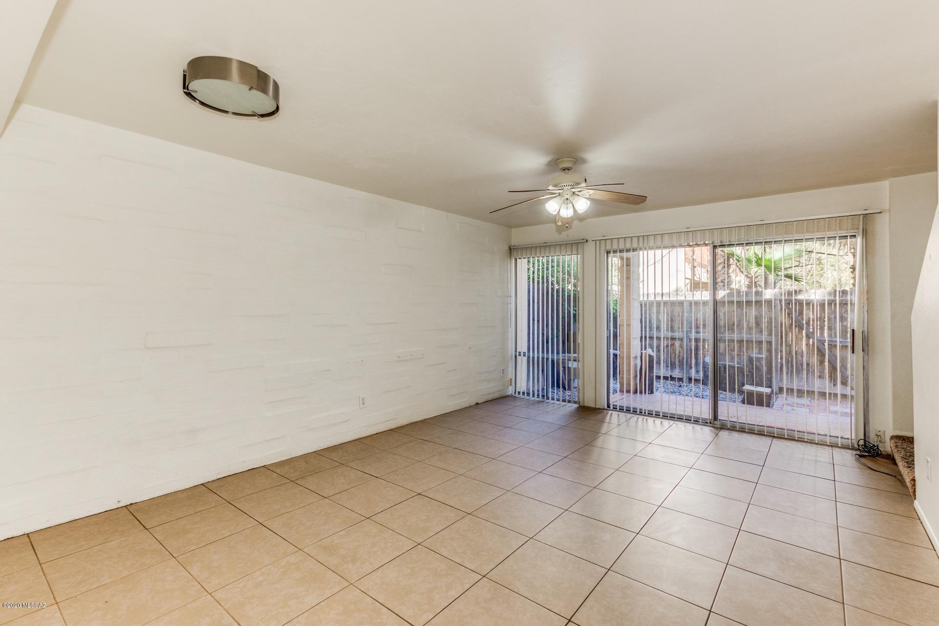 1343 East Fort Lowell Road, Unit D Tucson, AZ 85719 - Photo 4 of 25 Gallery Image 4