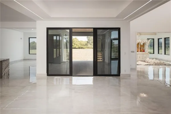 $3,250,000 | 3331 South Saddle Ridge Court, Independence, MO 64057