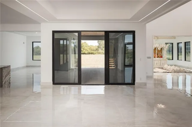 $3,250,000 | 3331 South Saddle Ridge Court, Independence, MO 64057