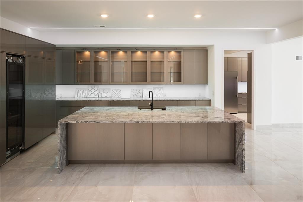 3331 South Saddle Ridge Court Independence, MO 64057 - Photo 15 of 79