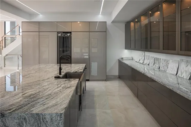 $3,250,000 | 3331 South Saddle Ridge Court, Independence, MO 64057