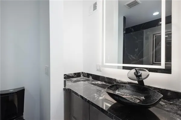 $3,250,000 | 3331 South Saddle Ridge Court, Independence, MO 64057