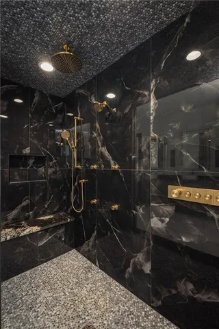 $3,250,000 | 3331 South Saddle Ridge Court, Independence, MO 64057