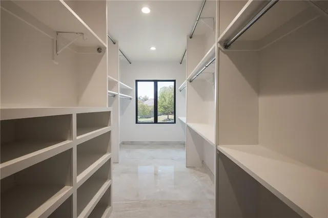 $3,250,000 | 3331 South Saddle Ridge Court, Independence, MO 64057