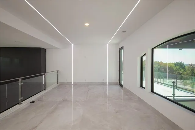 $3,250,000 | 3331 South Saddle Ridge Court, Independence, MO 64057