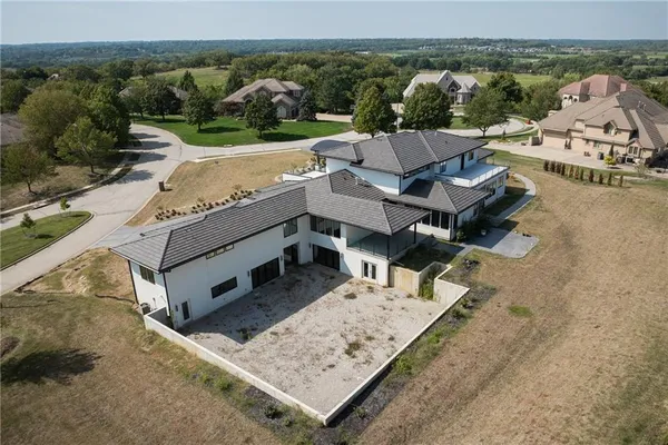 $3,250,000 | 3331 South Saddle Ridge Court, Independence, MO 64057
