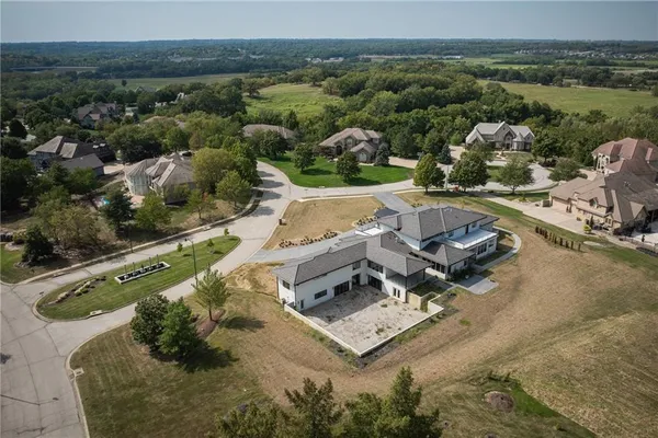 $3,250,000 | 3331 South Saddle Ridge Court, Independence, MO 64057