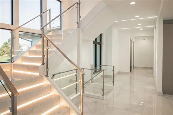 $3,250,000 | 3331 South Saddle Ridge Court, Independence, MO 64057