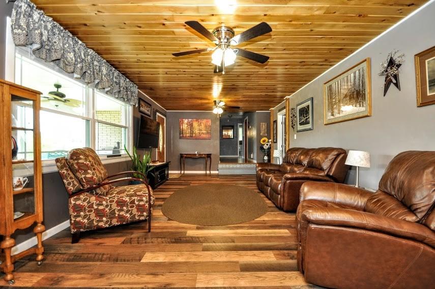1239 Rostraver Road Rostraver Township, PA 15012 - Photo 8 of 22 Gallery Image 8
