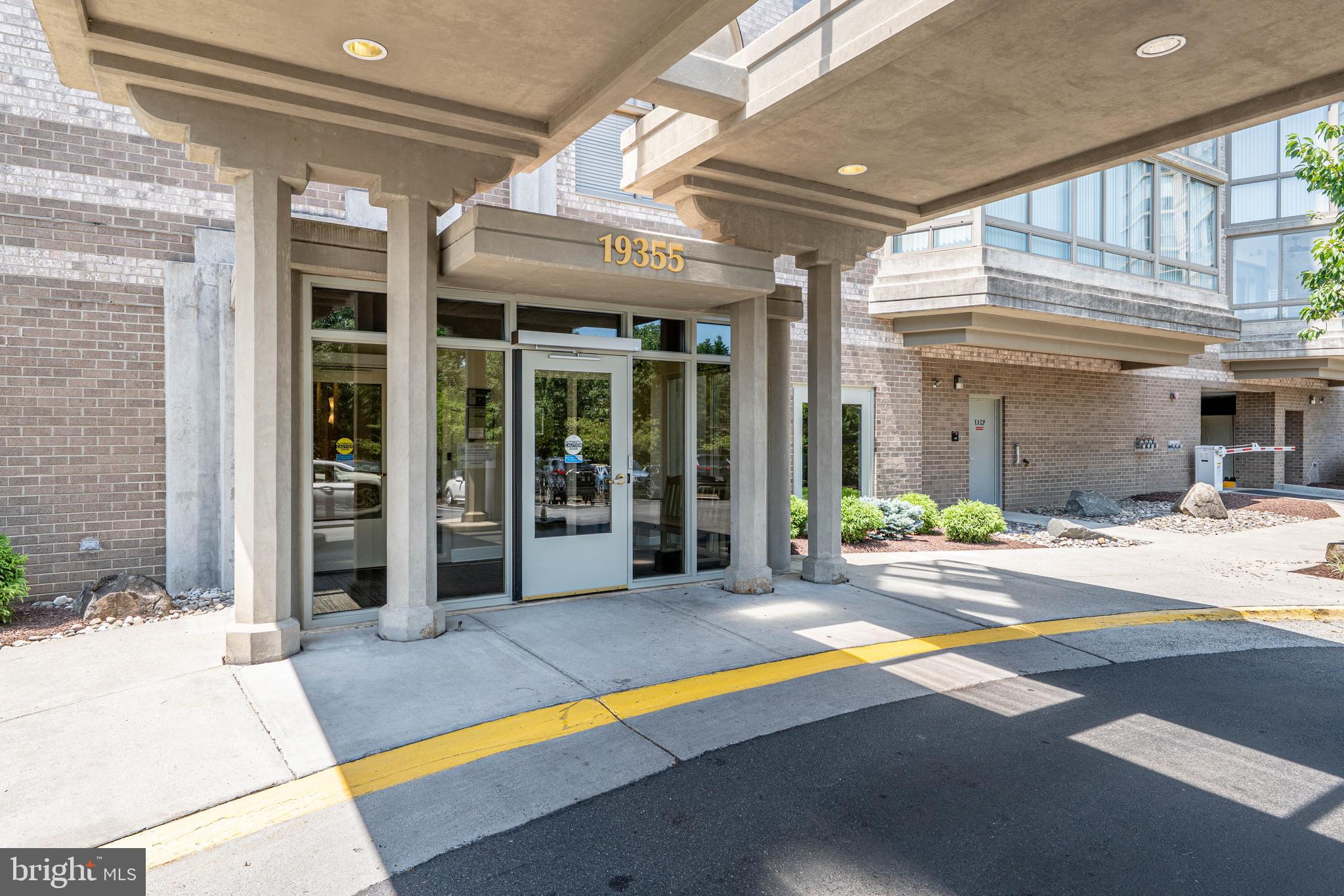19355 Cypress Ridge Terrace, Unit 708 Leesburg, VA 20176 - Photo 6 of 36