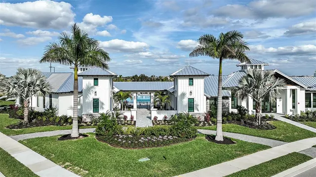 $829,999 | 17114 Savory Mist Circle, Lakewood Ranch, FL 34211