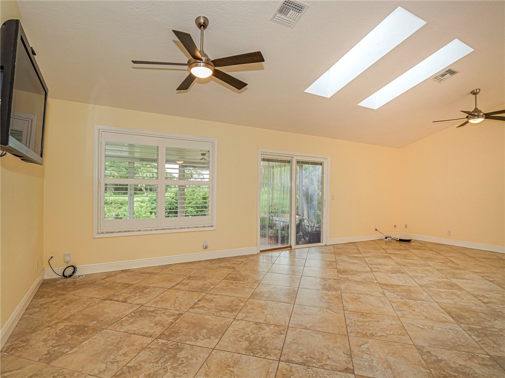 1173 George Street Sebastian, FL 32958 - Photo 6 of 36