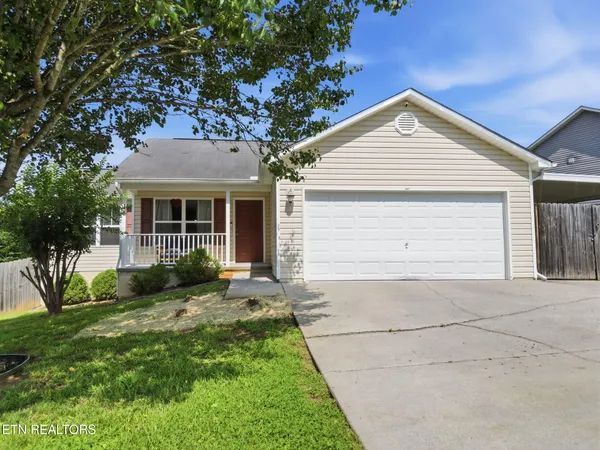 $325,000 | 1245 Quiet Brook Lane, Knoxville, TN 37914