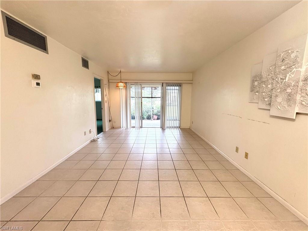 1004 Manatee Road, Unit H104 Naples, FL 34114 - Photo 7 of 13 Gallery Image 7
