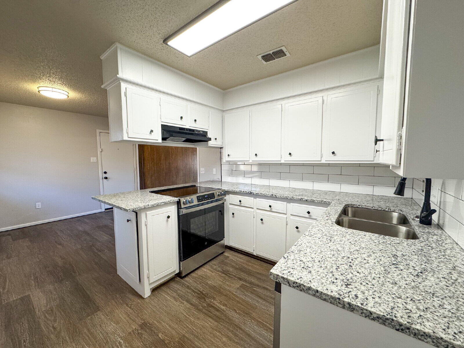 3621 54th Street, Unit A Lubbock, TX 79413 - Photo 6 of 11 6