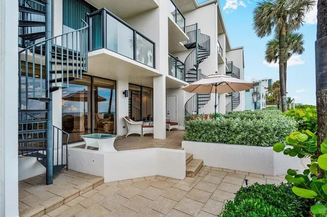 a view of outdoor space yard and patio