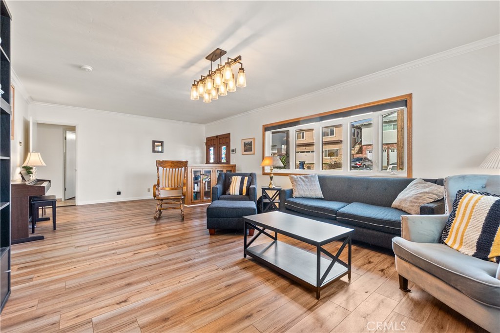 4580 West 132nd Street Hawthorne, CA 90250 - Photo 5 of 46