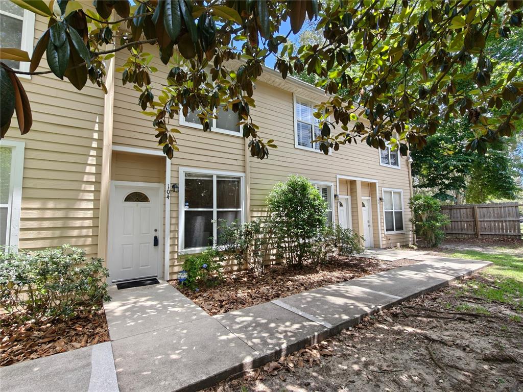 3521 Southwest 30th Way, Unit 104 Gainesville, FL 32608 - Photo 3 of 26