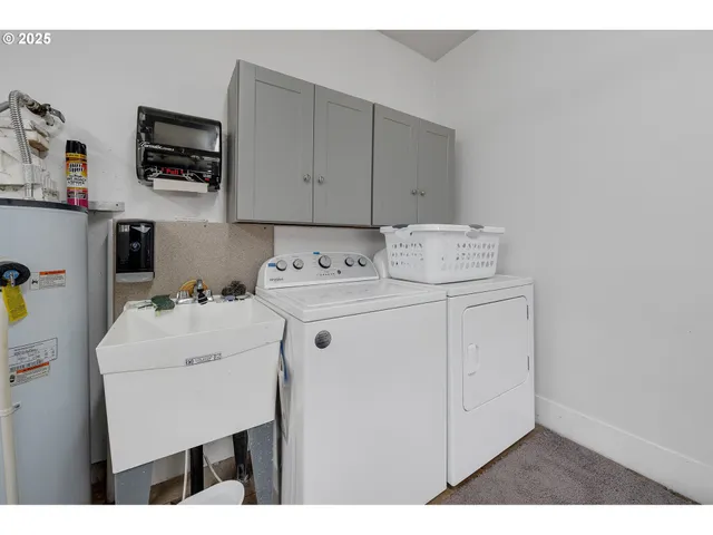 $399,000 | 185 South Coral Street, Rockaway Beach, OR 97136