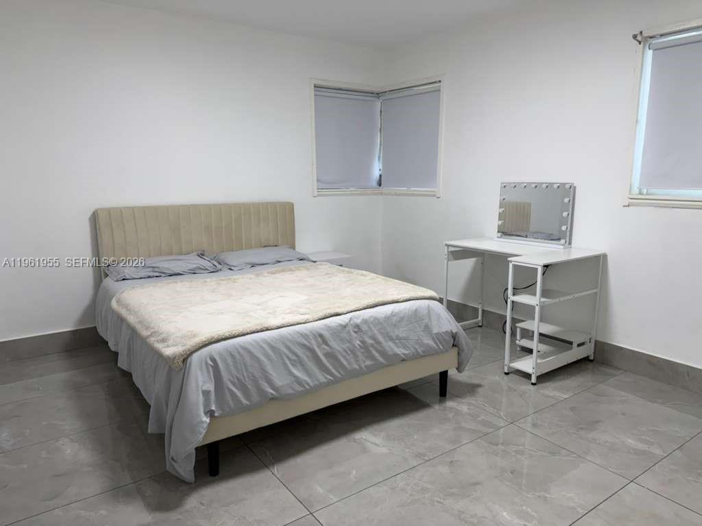 2121 North 57th Terrace Hollywood, FL 33021 - Photo 12 of 14