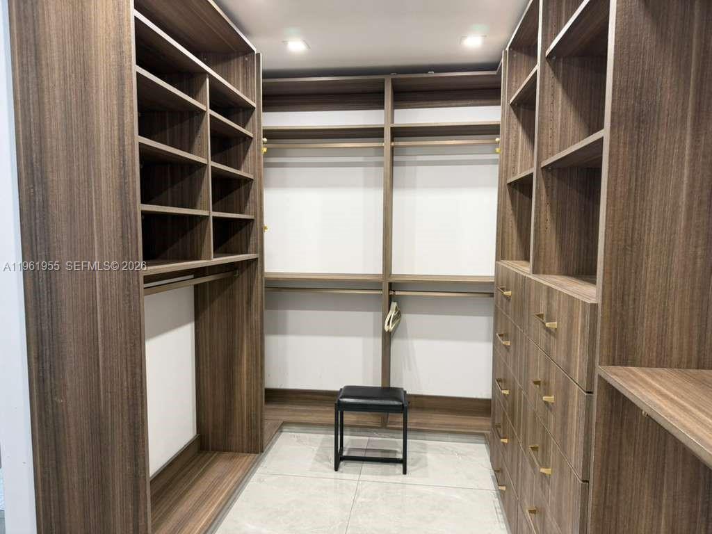 2121 North 57th Terrace Hollywood, FL 33021 - Photo 10 of 14