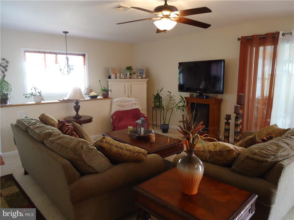 36 West Raritan Drive Tuckerton, NJ 08087 - Photo 14 of 18 Gallery Image 14