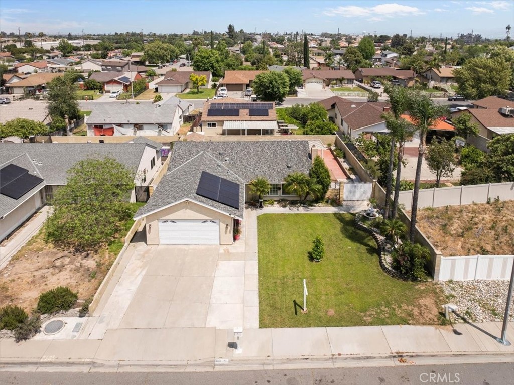 395 South Tamarisk Avenue Rialto, CA 92376 - Photo 31 of 35
