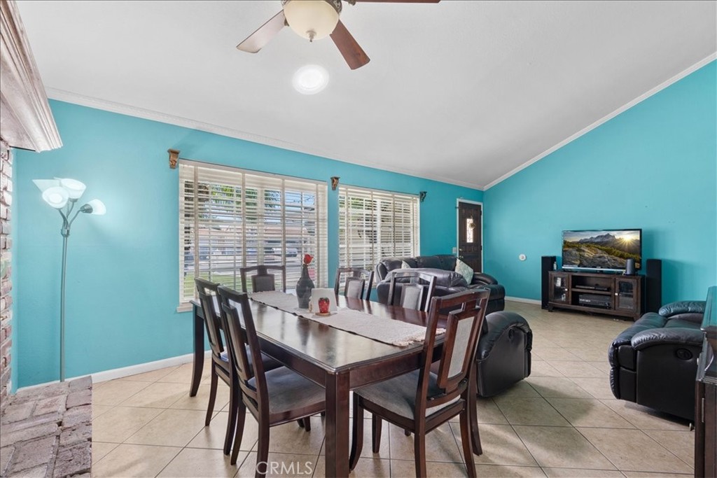 395 South Tamarisk Avenue Rialto, CA 92376 - Photo 9 of 35
