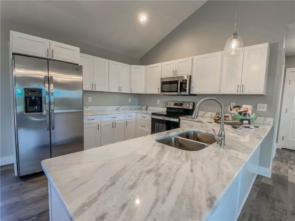 112 Old Station Road West Union, SC 29696 - Photo 7 of 25 Gallery Image 7