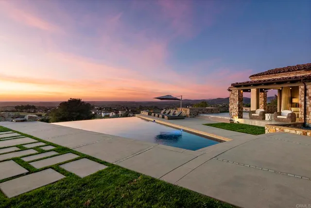 $10,900,000 | 8114 Sendero De La Pradera, San Diego, CA 92127