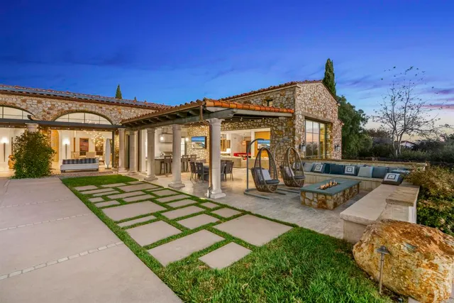 $10,900,000 | 8114 Sendero De La Pradera, San Diego, CA 92127