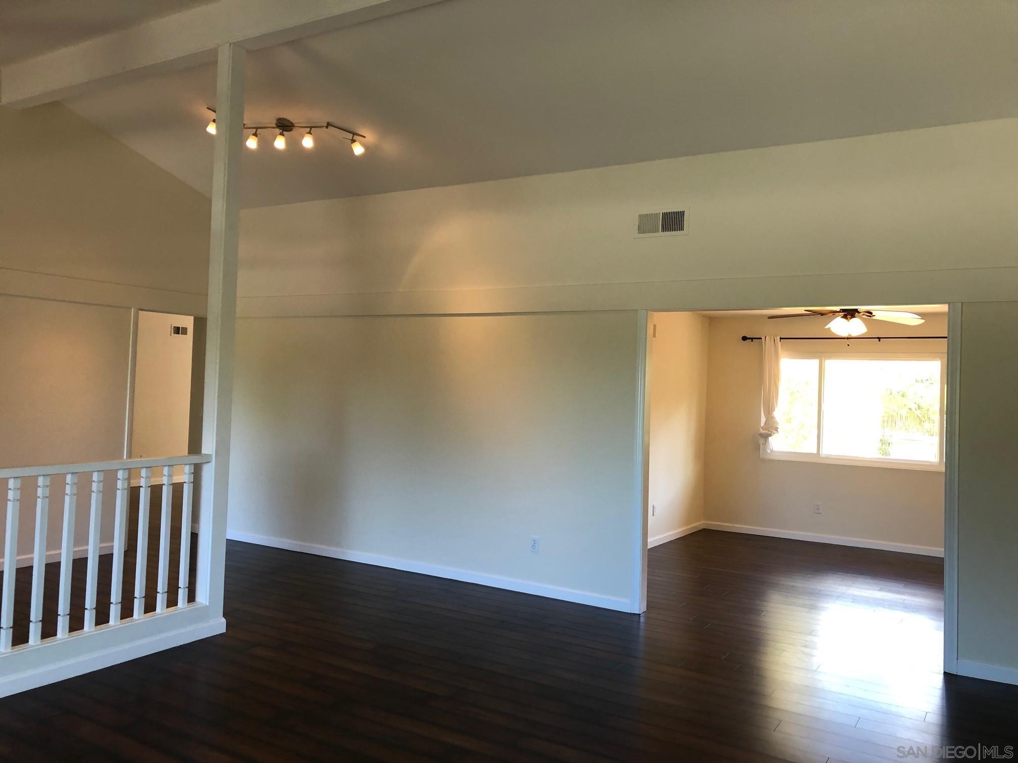 8575 Nottingham Place La Jolla, CA 92037 - Photo 5 of 21