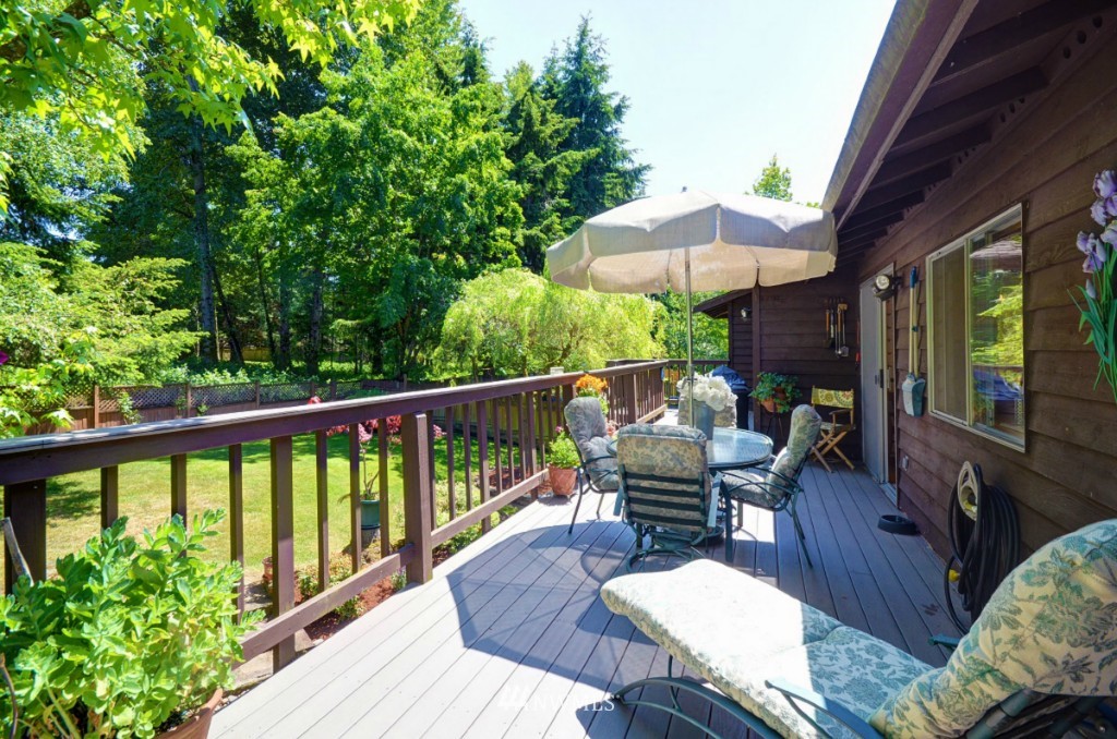 16631 24th Drive Southeast Bothell, WA 98012 - Photo 22 of 24 a view of a balcony with furniture
