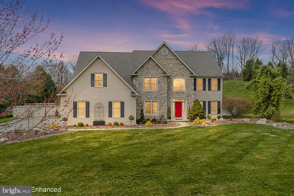 $825,000 | 3862 Crestview Court, New Tripoli, PA 18066
