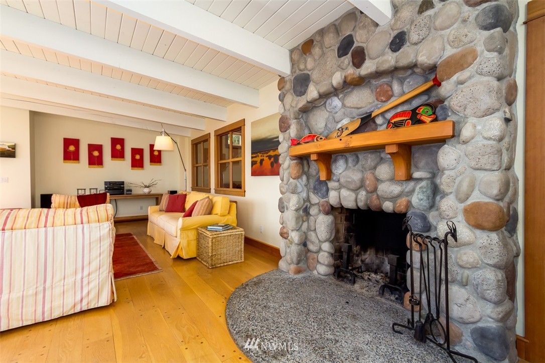 14400 Sandy Hook Road Northeast Poulsbo, WA 98370 - Photo 14 of 25 Gallery Image 14