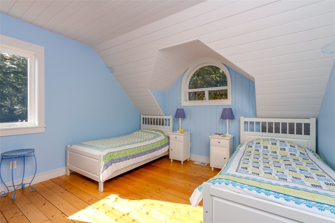 14400 Sandy Hook Road Northeast Poulsbo, WA 98370 - Photo 18 of 25 Gallery Image 18