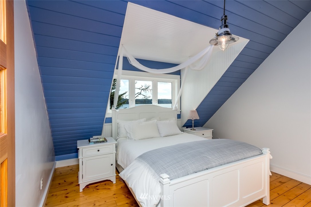 14400 Sandy Hook Road Northeast Poulsbo, WA 98370 - Photo 20 of 25 Gallery Image 20