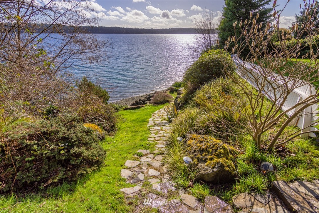14400 Sandy Hook Road Northeast Poulsbo, WA 98370 - Photo 3 of 25 Gallery Image 3