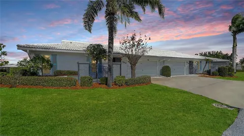 $284,900 | 6810 9th Avenue West, Bradenton, FL 34209
