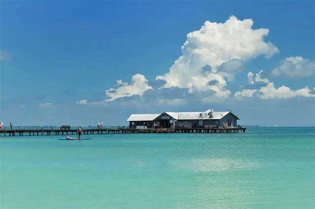 $315,000 | 6810 9th Avenue West, Bradenton, FL 34209