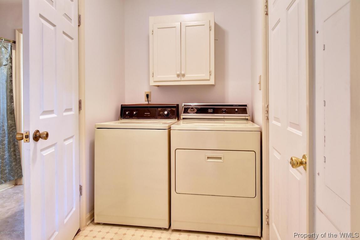 77 Raleigh Road Newport News, VA 23601 - Photo 10 of 28 ARC_0157_8_9copy