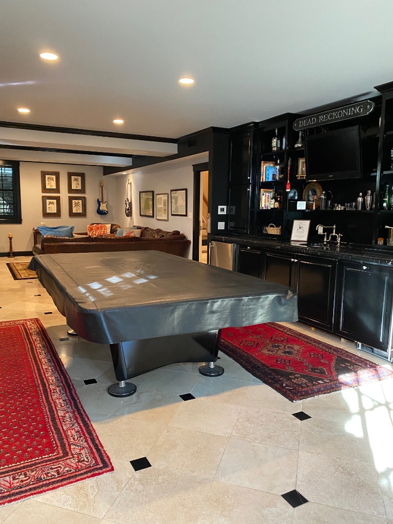 12 Spring Street Vineyard Haven, MA 02568 - Photo 33 of 40 a room with gym equipment