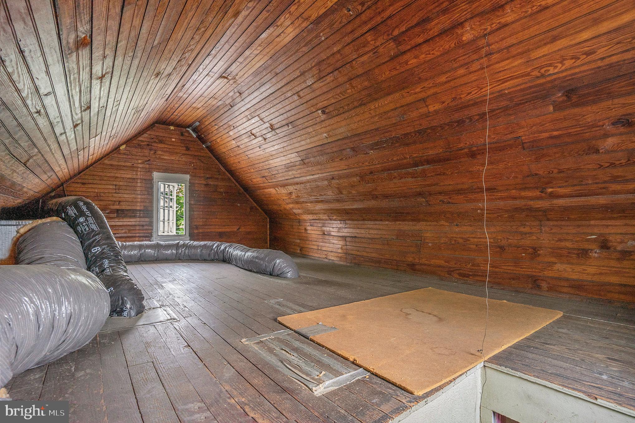 1640 Walnut Avenue Oreland, PA 19075 - Photo 34 of 45 a view of livingroom with furniture