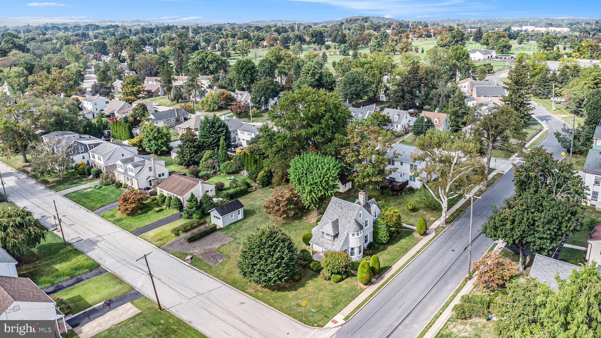1640 Walnut Avenue Oreland, PA 19075 - Photo 44 of 45 a view of a city from a balcony