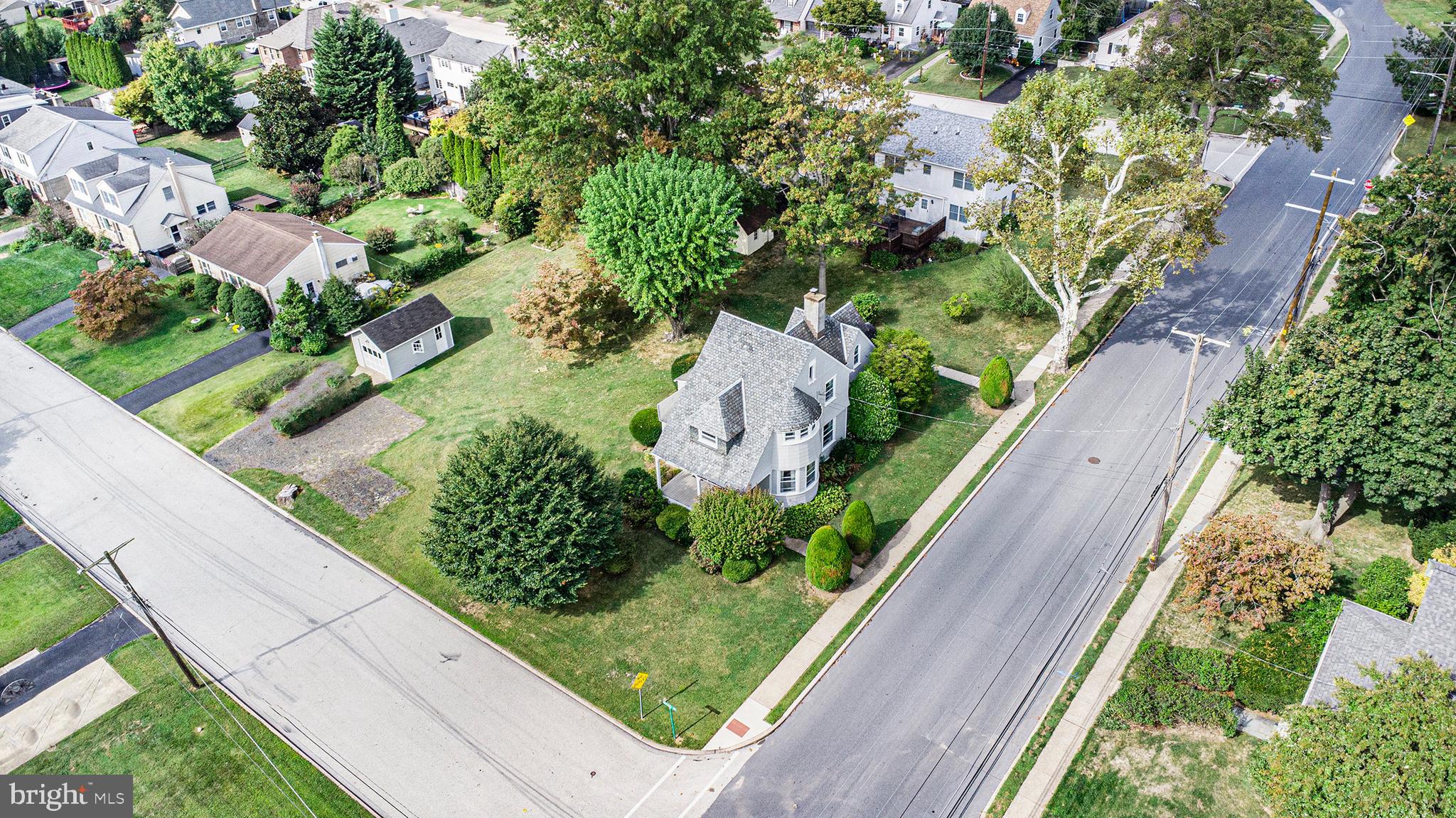 1640 Walnut Avenue Oreland, PA 19075 - Photo 45 of 45 a view of a garden with flowers