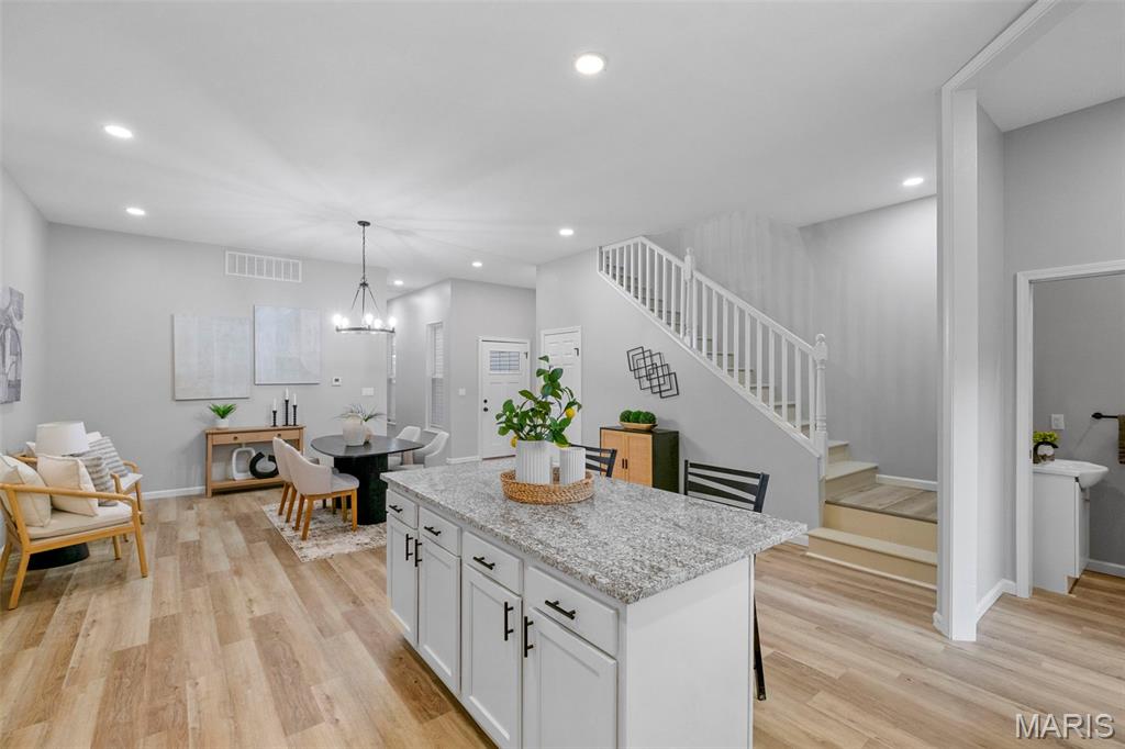 4230 Connecticut Street St. Louis, MO 63116 - Photo 5 of 35